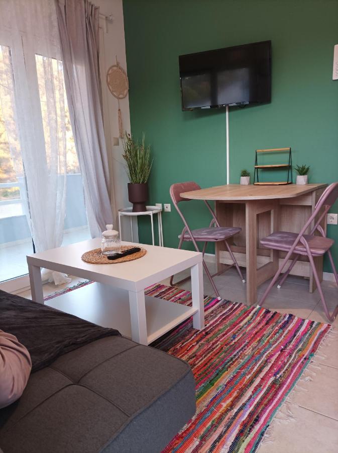 Home Away From Home Иксиа Экстерьер фото